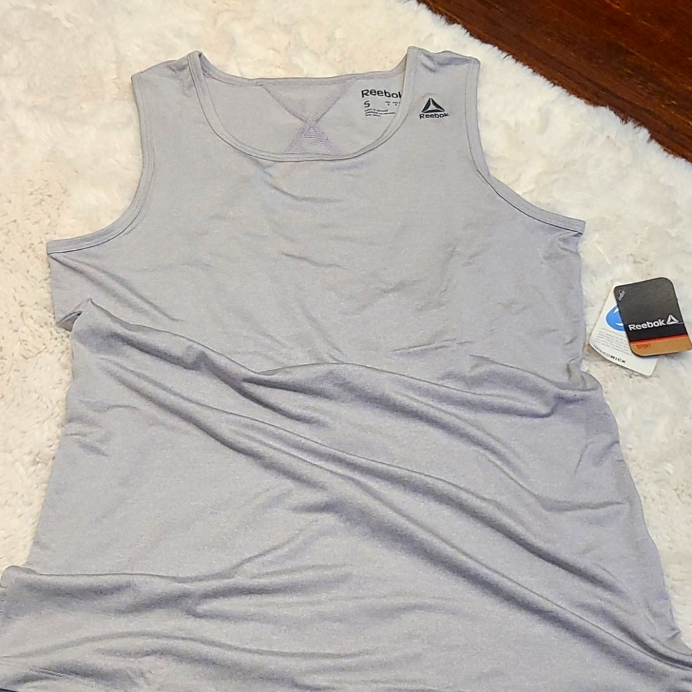 NWT Reebok Sport Performance Mesh Novelty Top